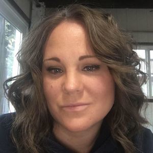 Meet your Posher, Joelle